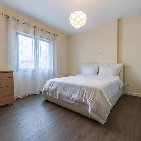 Hotel Elior Tirana Extérieur photo