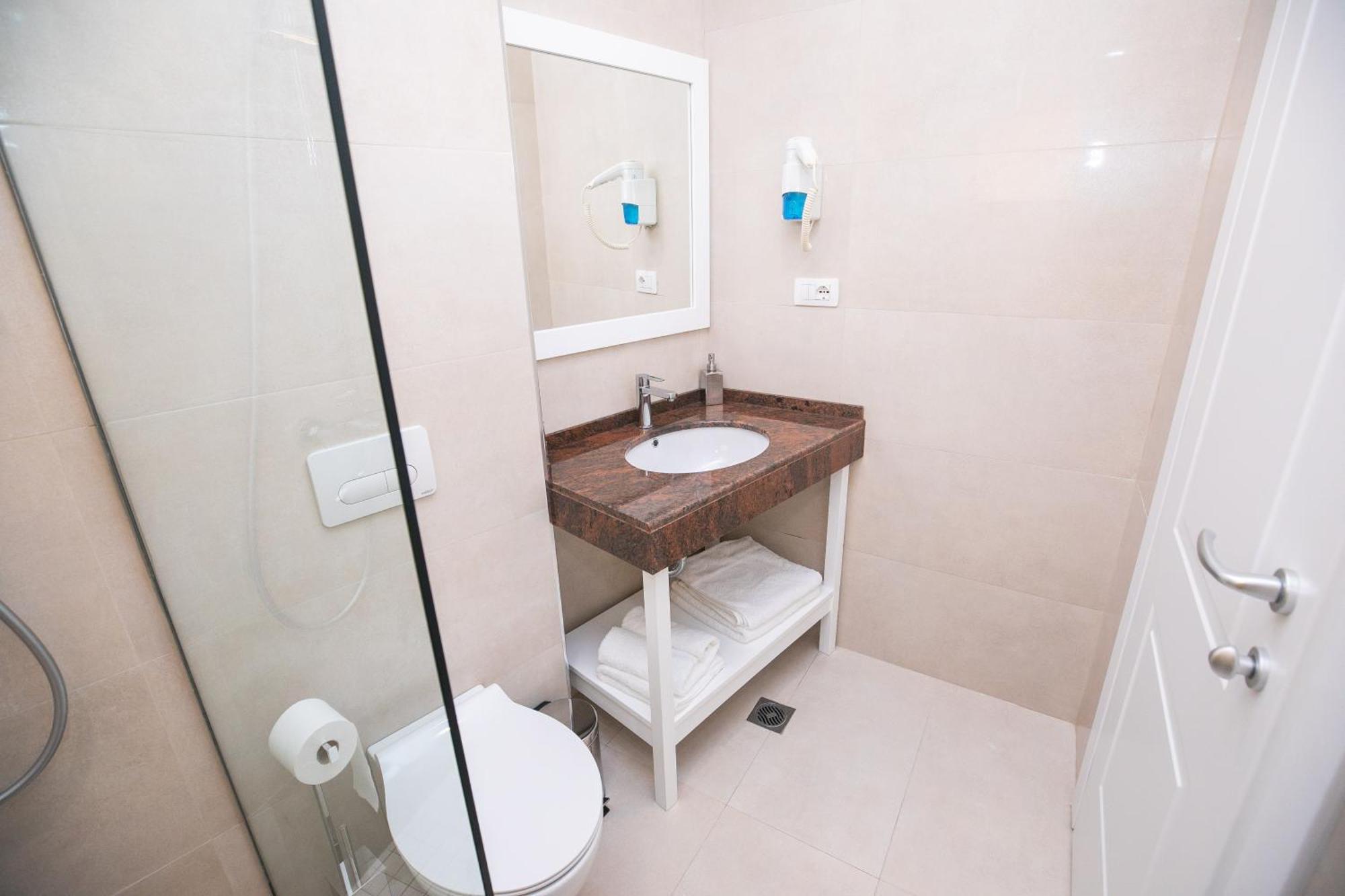 Hotel Elior Tirana Chambre photo