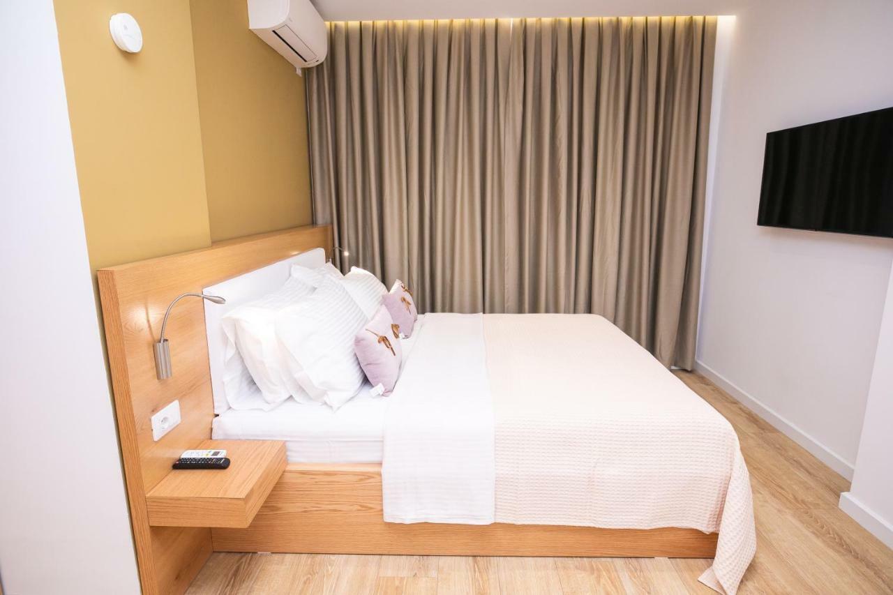 Hotel Elior Tirana Extérieur photo